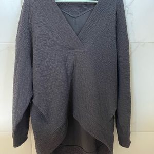Lululemon black V-neck tunic